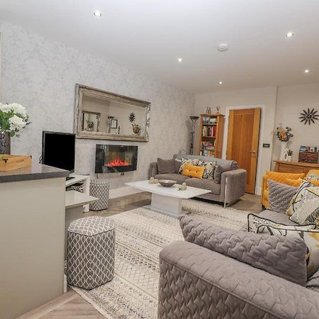 Rossett Holme Villa Ембълсайд Екстериор снимка