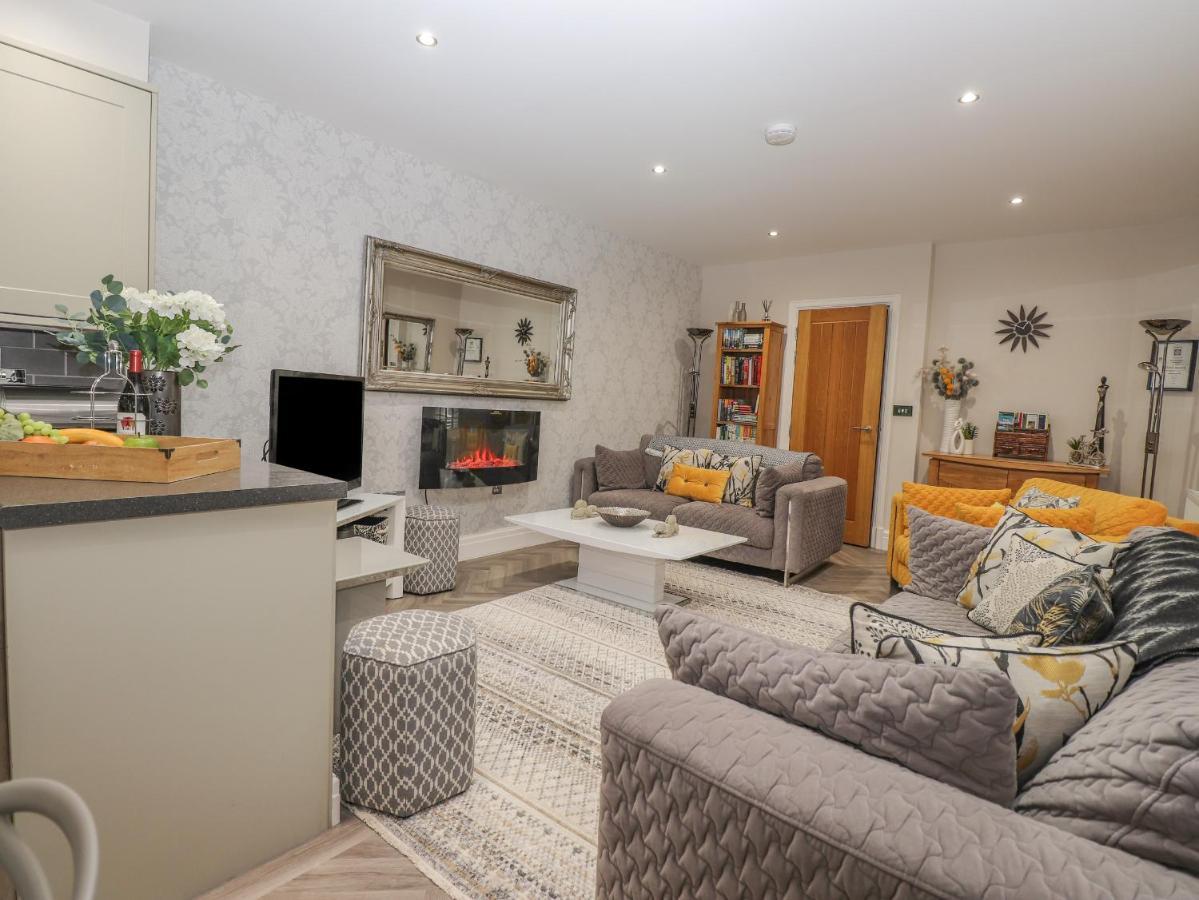 Rossett Holme Villa Ембълсайд Екстериор снимка