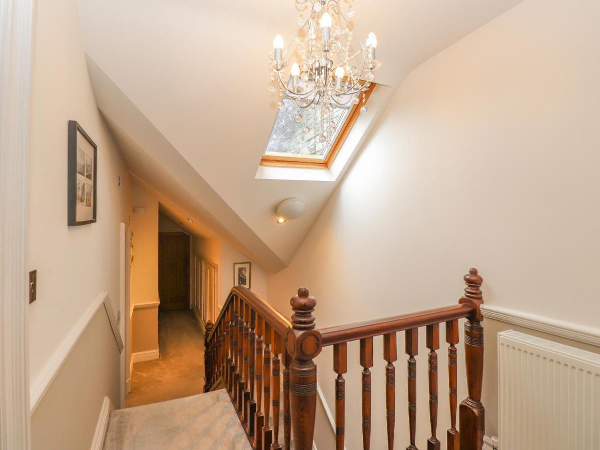 Rossett Holme Villa Ембълсайд Екстериор снимка