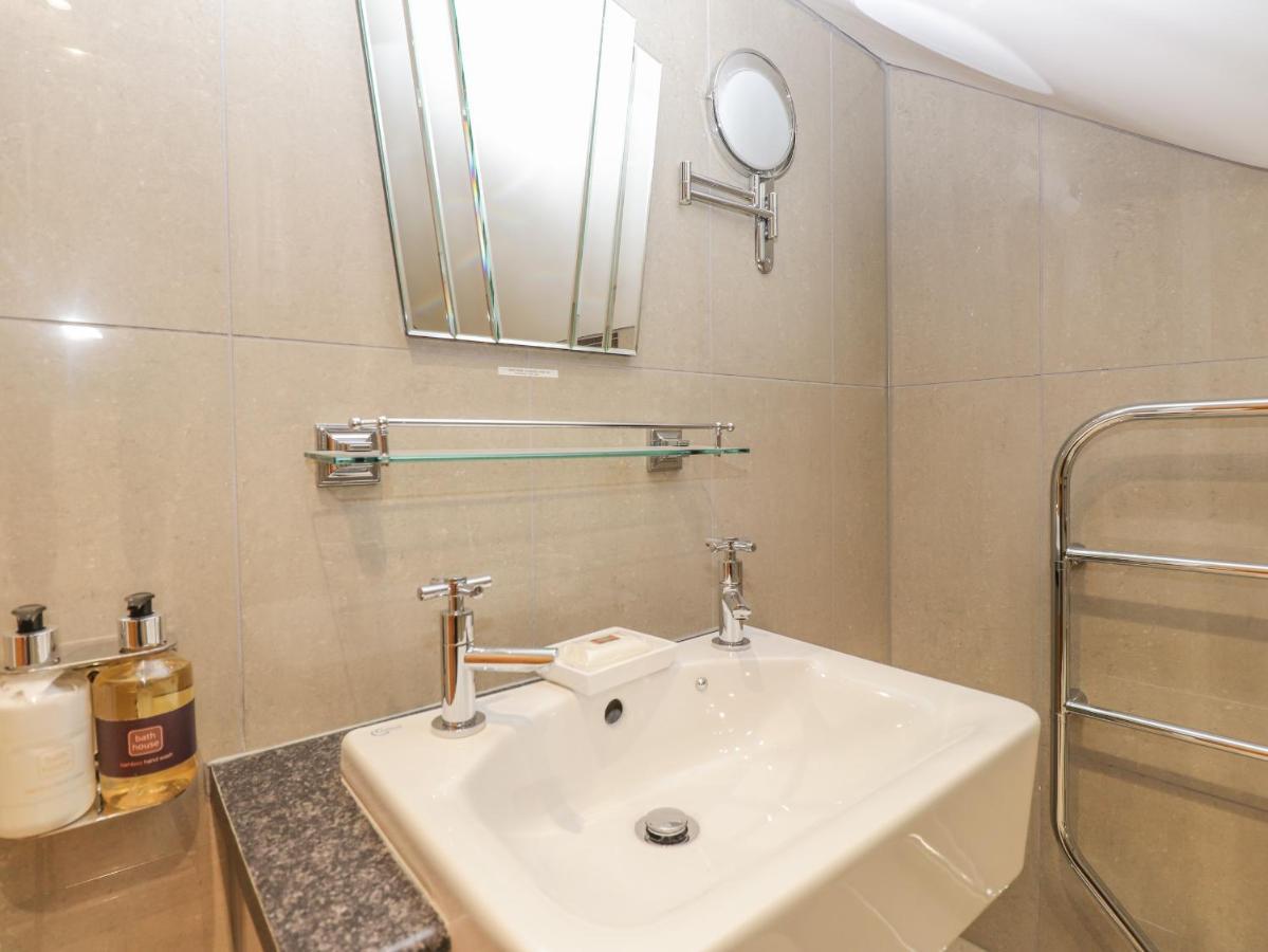 Rossett Holme Villa Ембълсайд Екстериор снимка